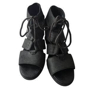 Sorel Women's Joanie II Lace Black Leather Wedge Sandals Size 7